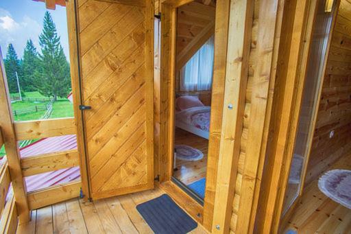 Guest House Mickovic Жабляк Экстерьер фото