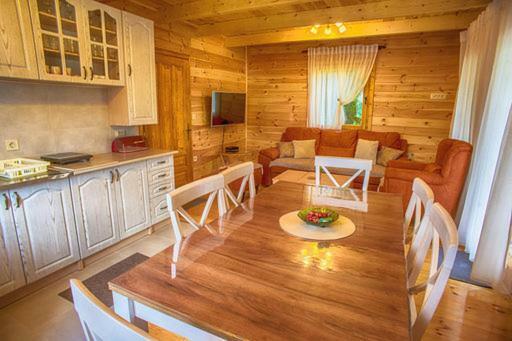 Guest House Mickovic Жабляк Экстерьер фото